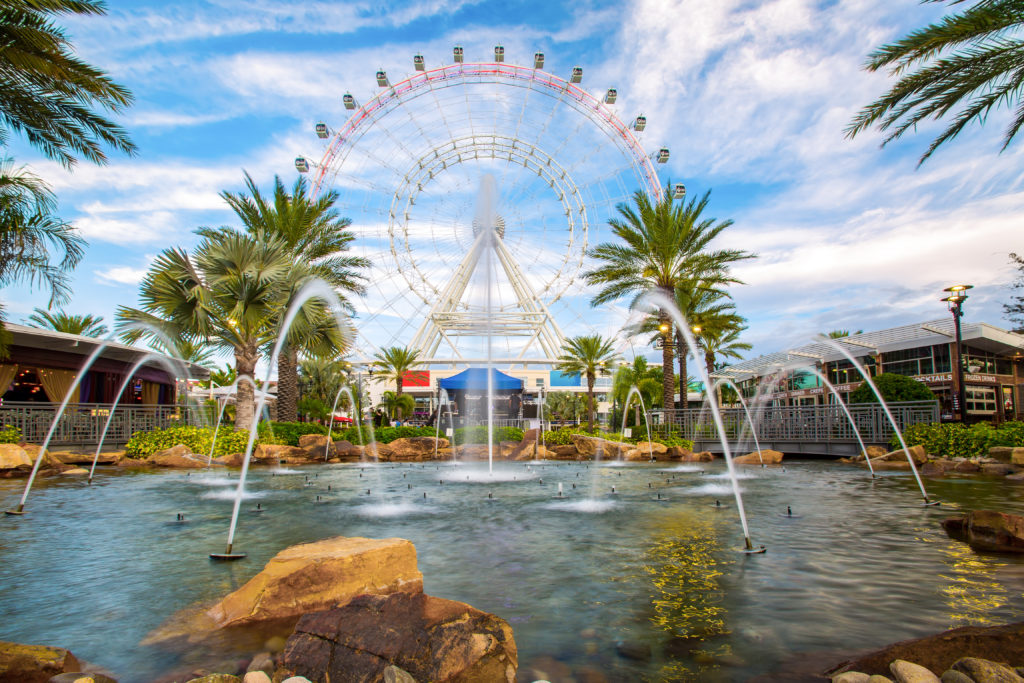 Orlando Eye Ferris Wheel - Family Vacations For Every Budget