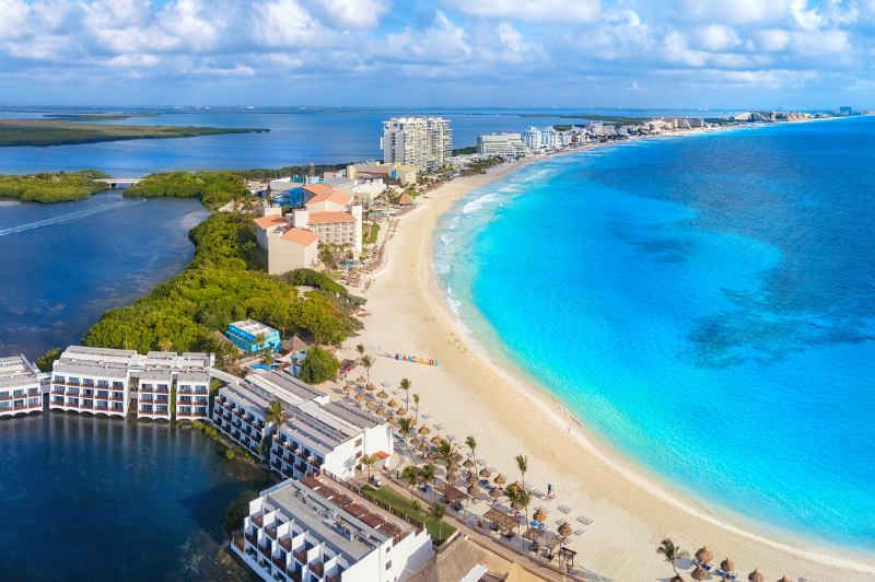 affordable trips to cancun