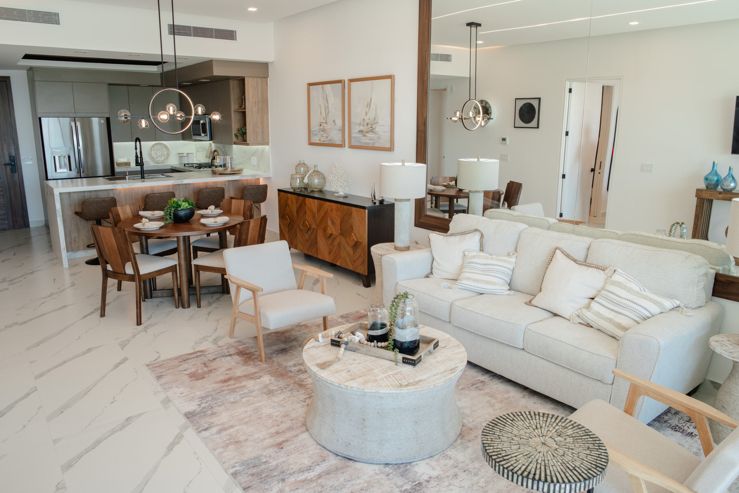 Sensory Impact on First Impression of a Vacation Rental