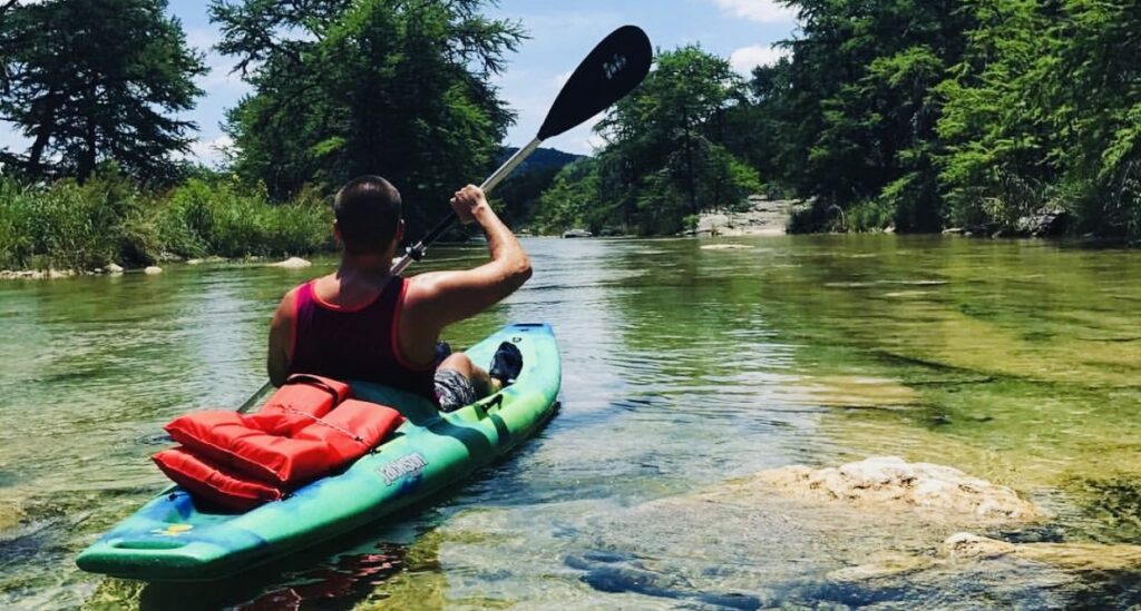 kayaking Frio River