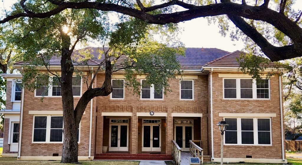 Briscoe-Garner Museum entrance
