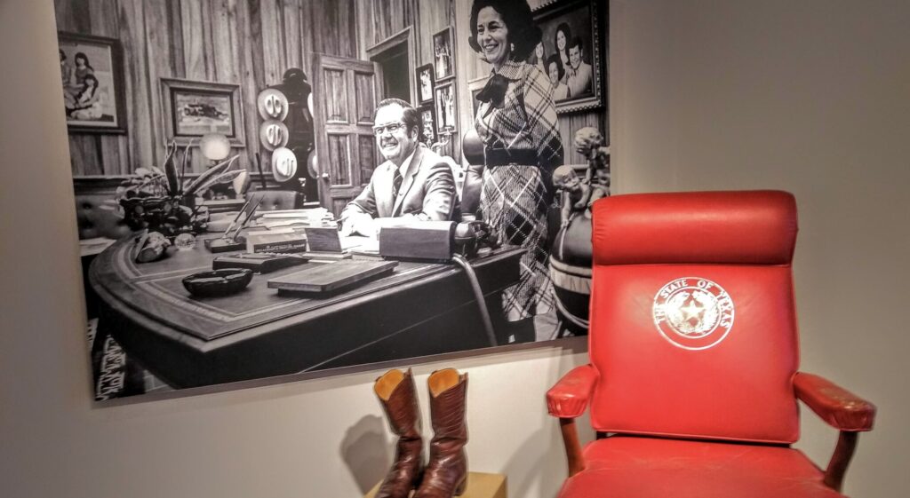 Texas governor's chair