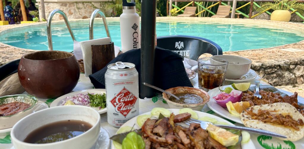 poolside dining