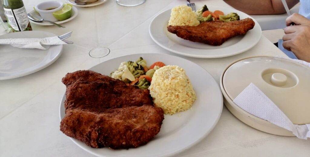 Vistamar Beach Club Chicxulub entrees