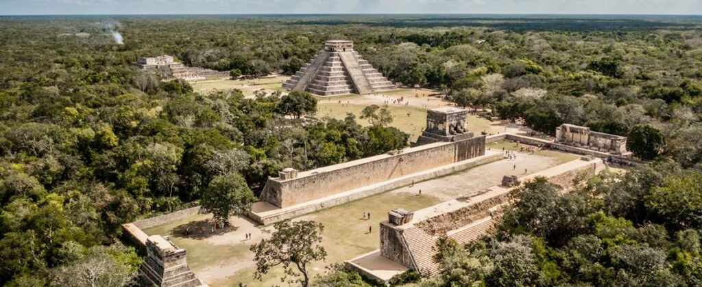 Chichen Itza ruins