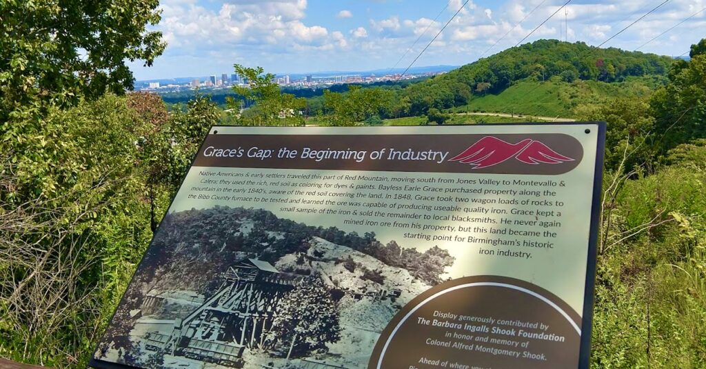 Red Mountain Park sign