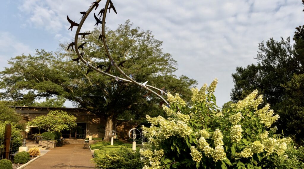 Memphis Botanic Garden sculptures