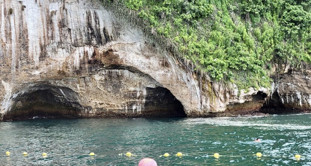 cave at Los Arcos Park
