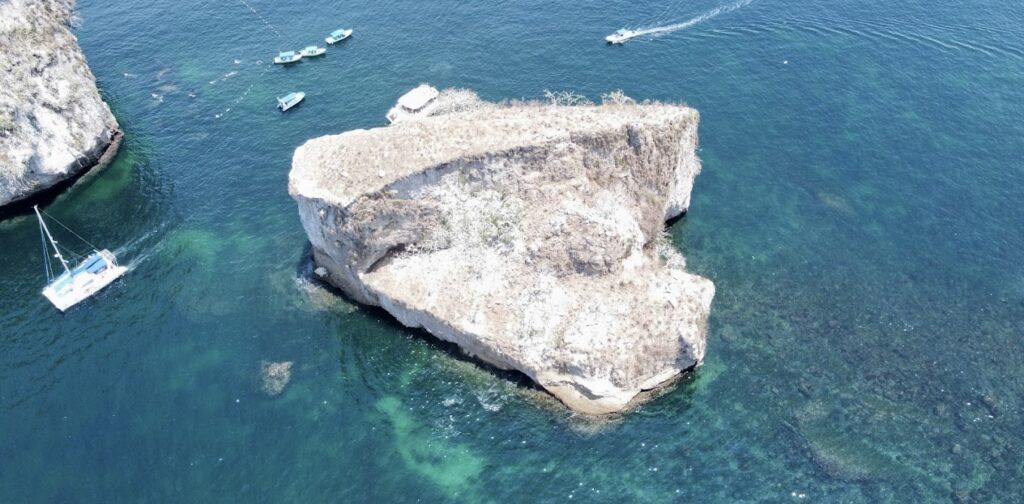 Parque Nacional Marino Los Arcos de Mismaloya