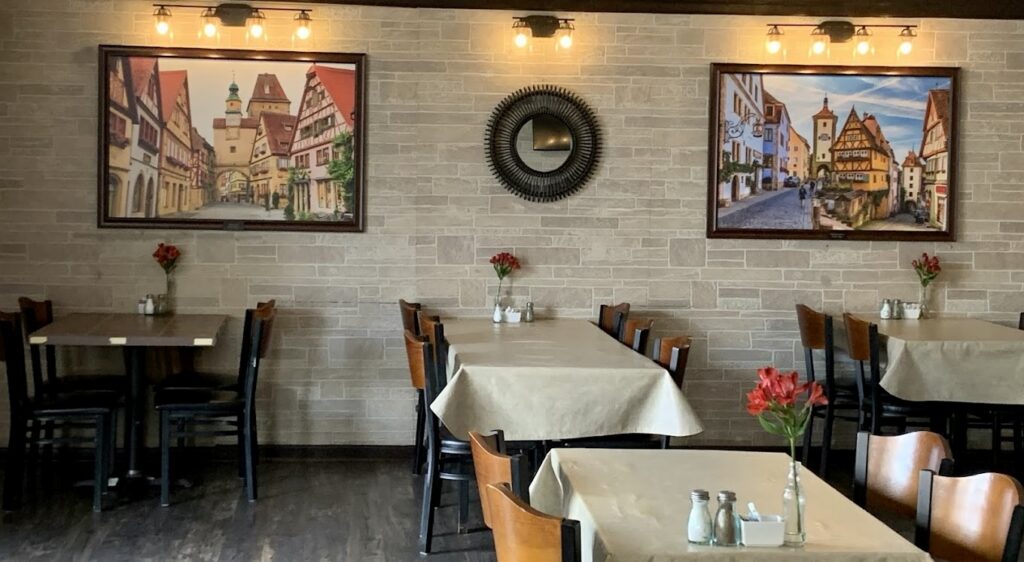 Hildegard's German Cuisine interior