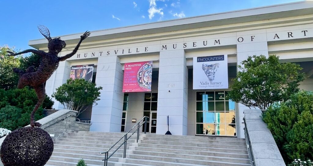 Huntsville Museum of Art entrance