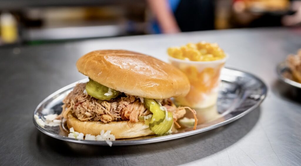 pulled pork sandwich