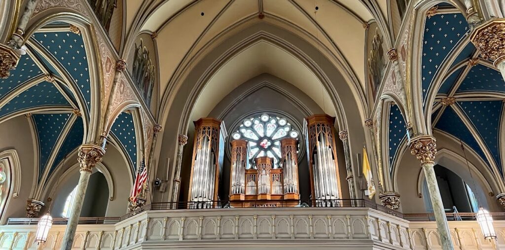 Pipe organ