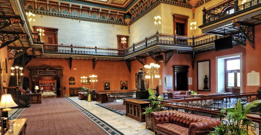 state house interior