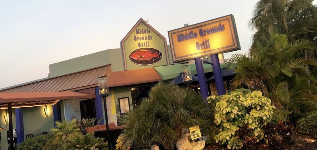 Middle Grounds Grill facade