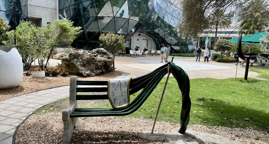 garden and sculpture