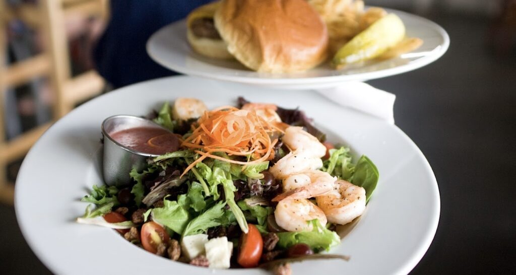 shrimp salad and bread