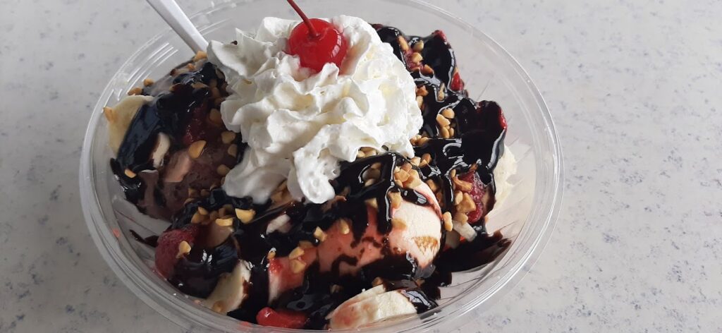 sundae at Happy Belly