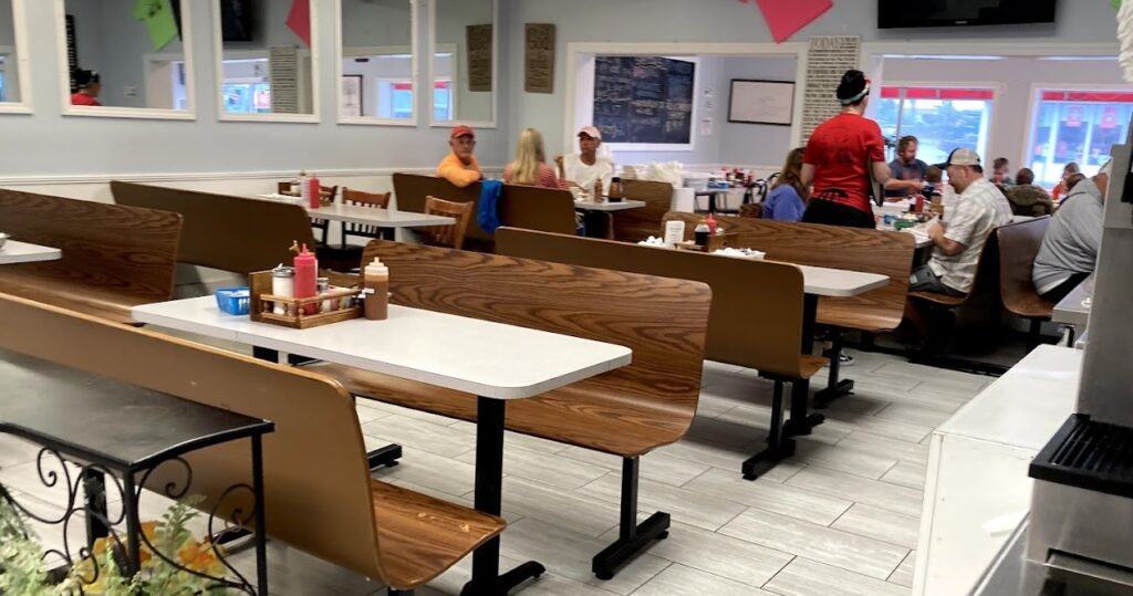 4 Corners Diner
