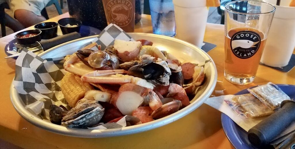 Castaways Lowcountry entree