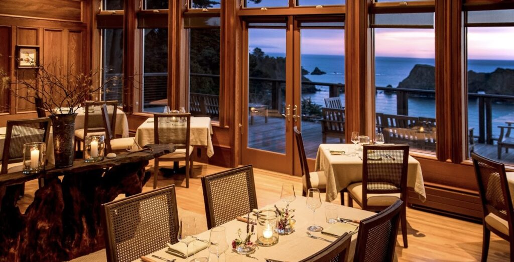 Harbor House Inn