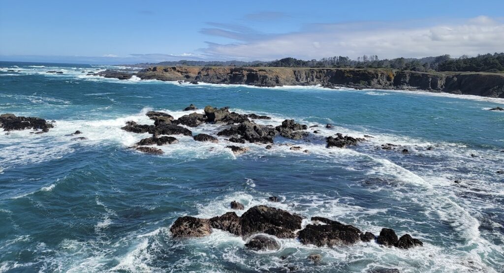Russian Gulch State Park surf