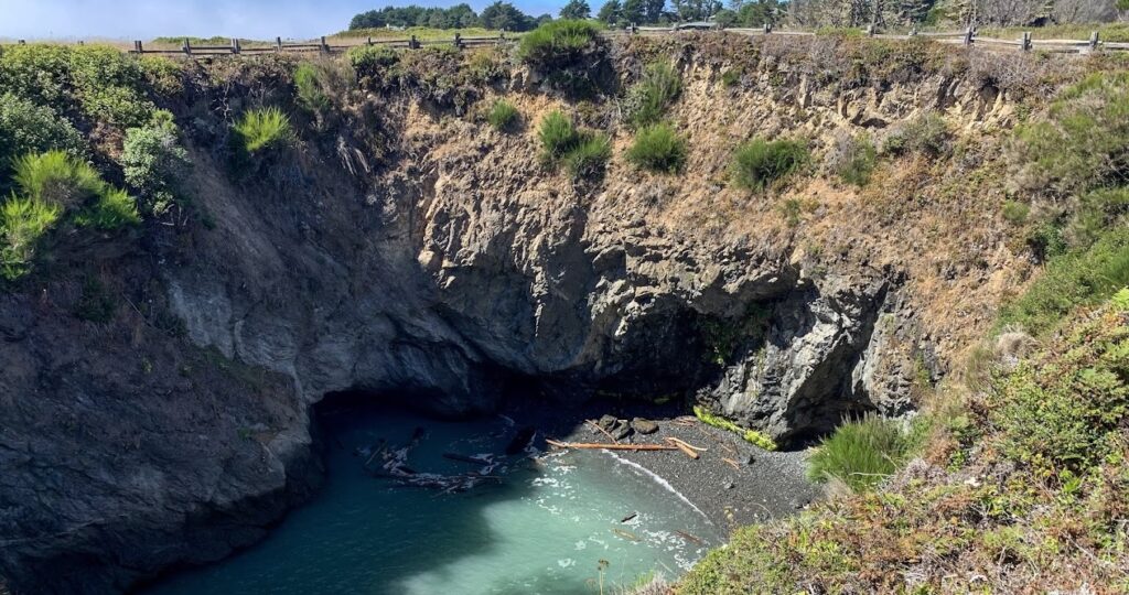 Devil's Punchbowl