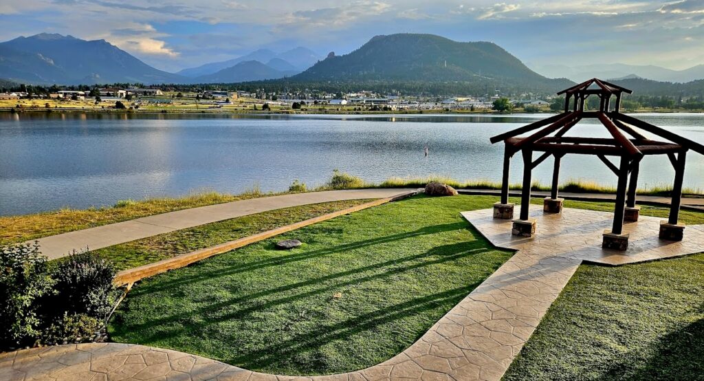 lake & pavilion