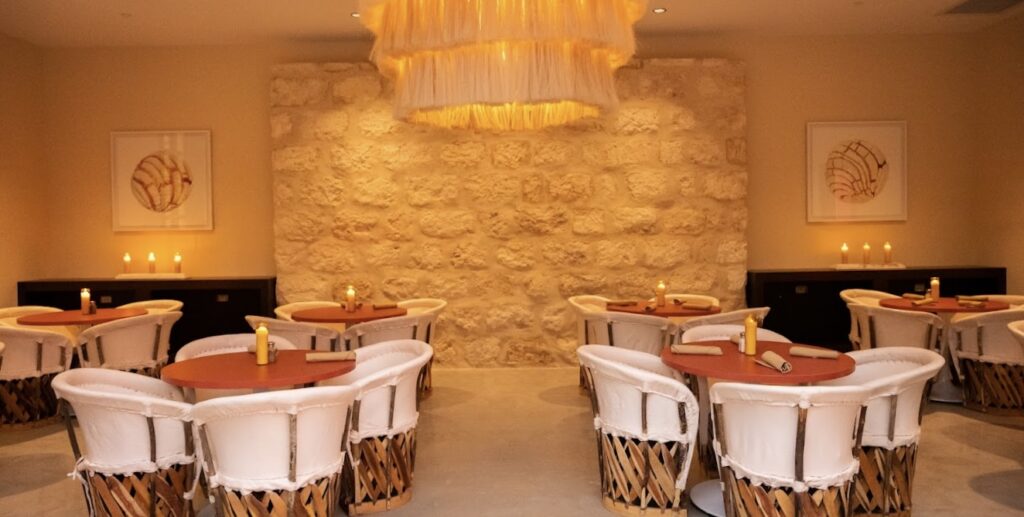 Rosario’s ComidaMex & Bar interior