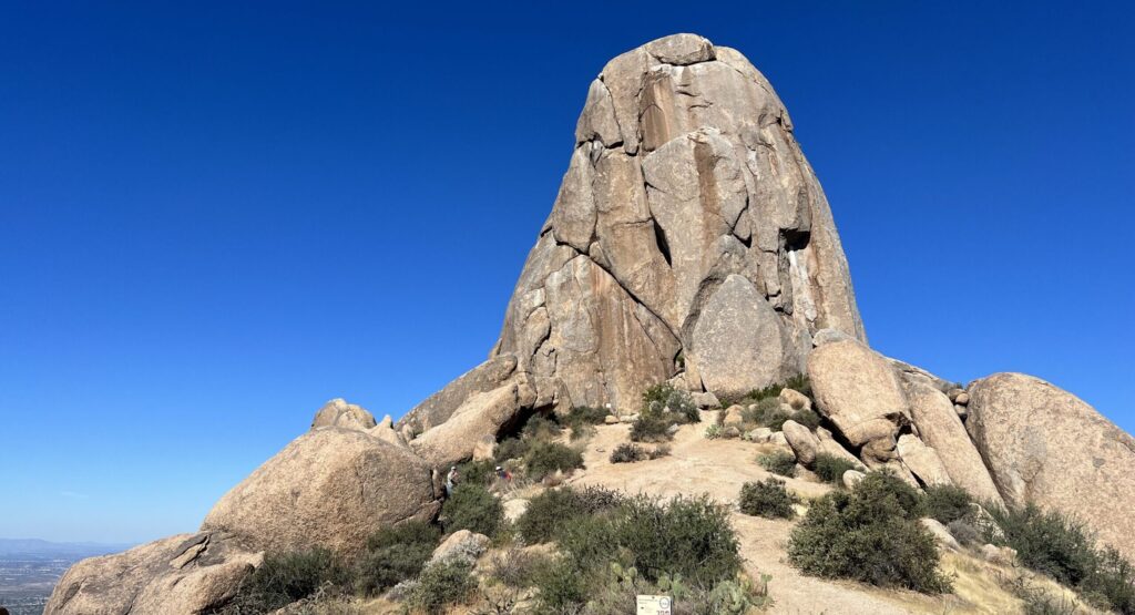 Tom's Thumb Trailhead monolith