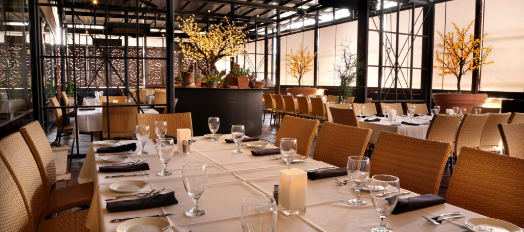 Roaring Fork interior