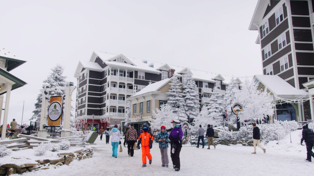 Snowshoe Village Rentals, Shopping & Restaurants in Snowshoe, WV