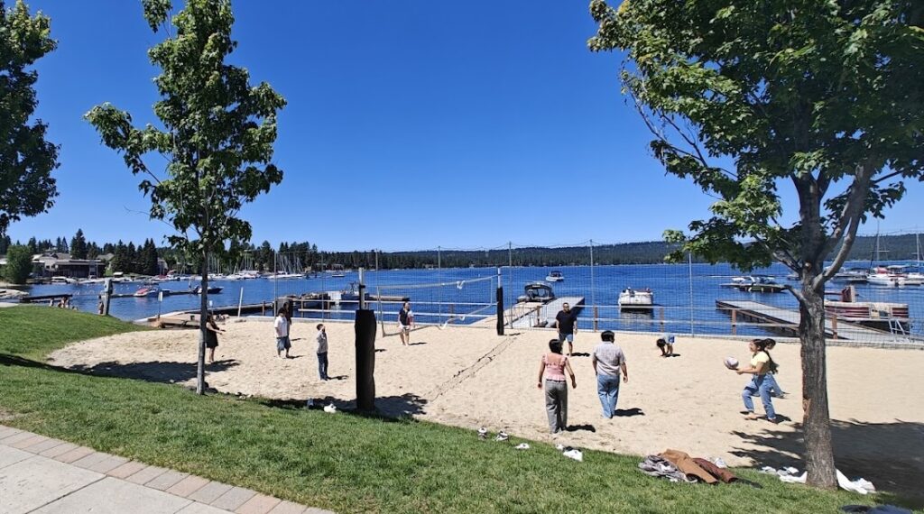 beach volleyball