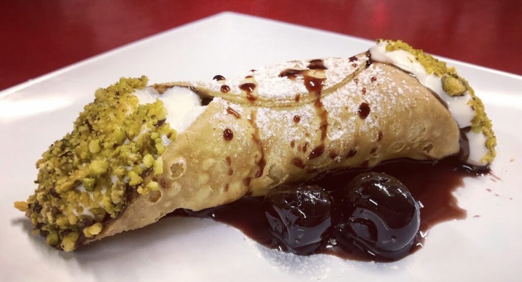 pistachio cannoli