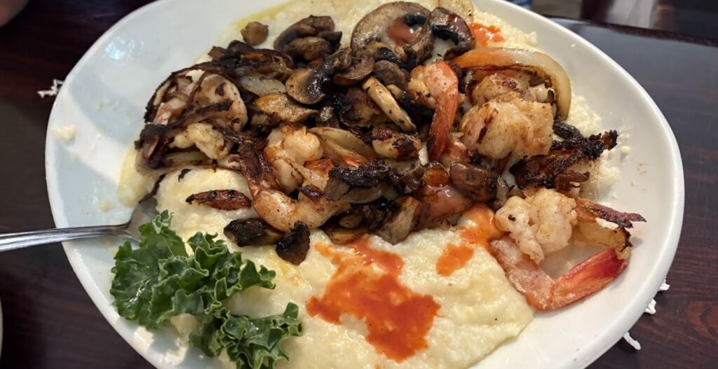 Shrimp & Gouda Grits