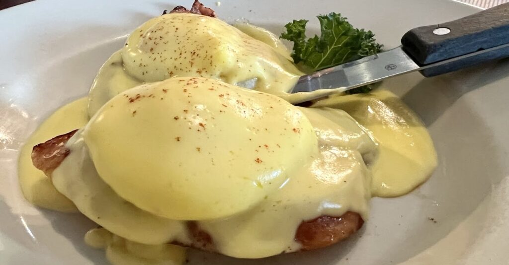 Eggs Benedict
