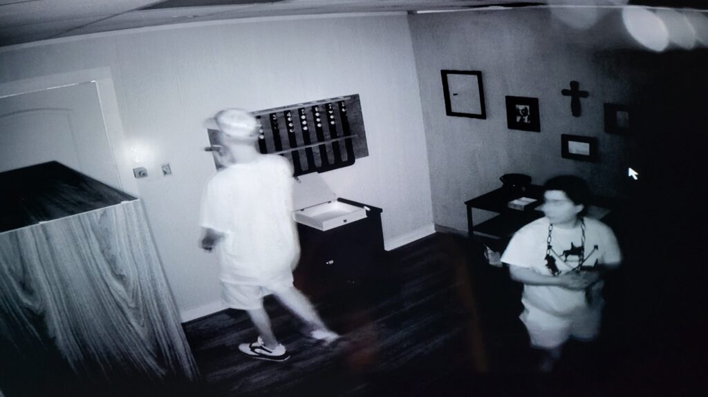 Bolivar Escape Room night vision.