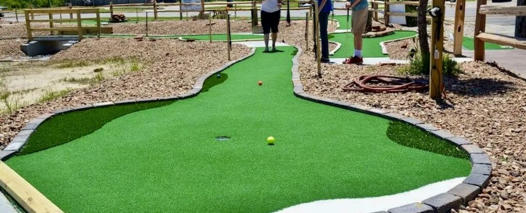 miniature golf
